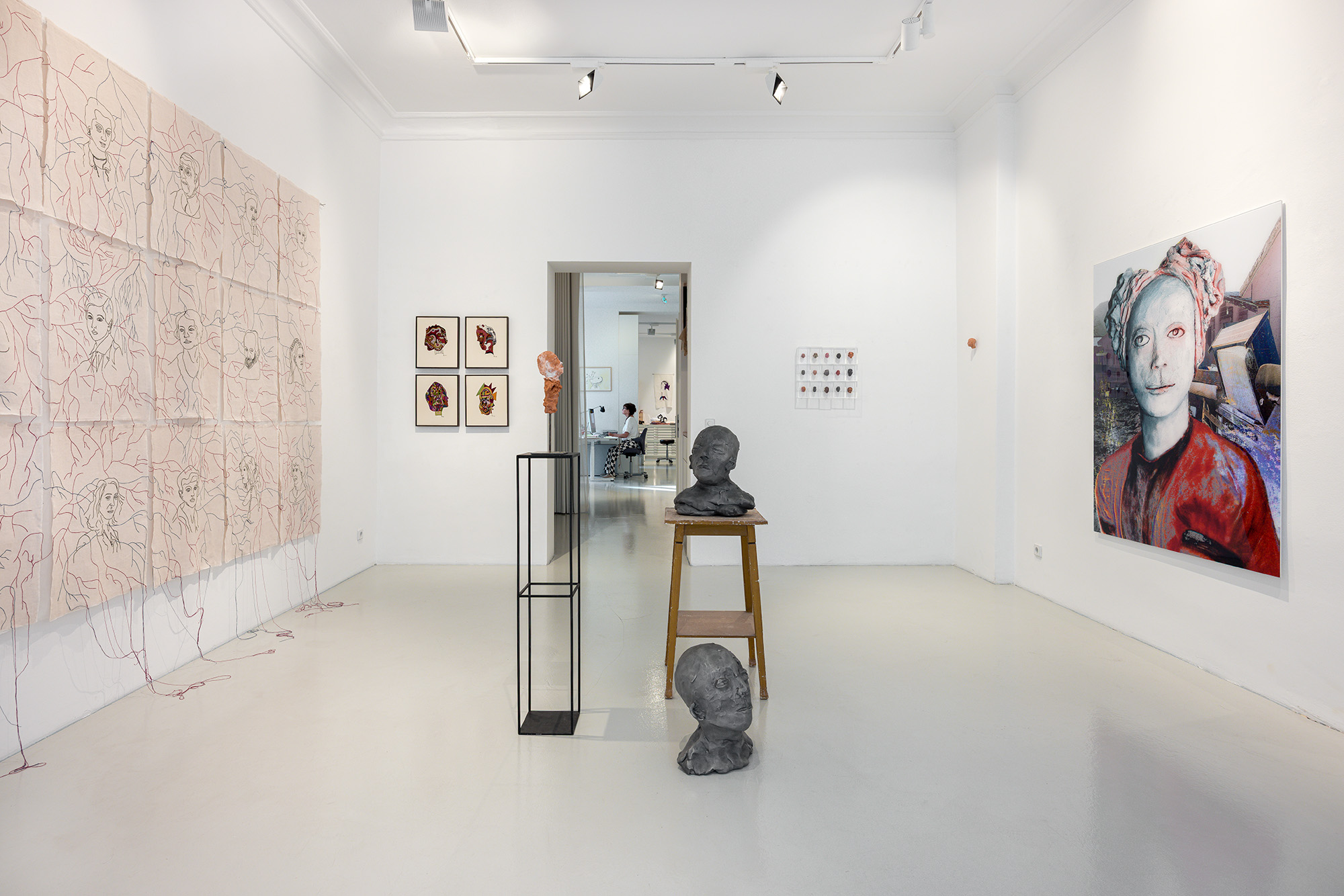 HEADS! HEADS! HEADS!